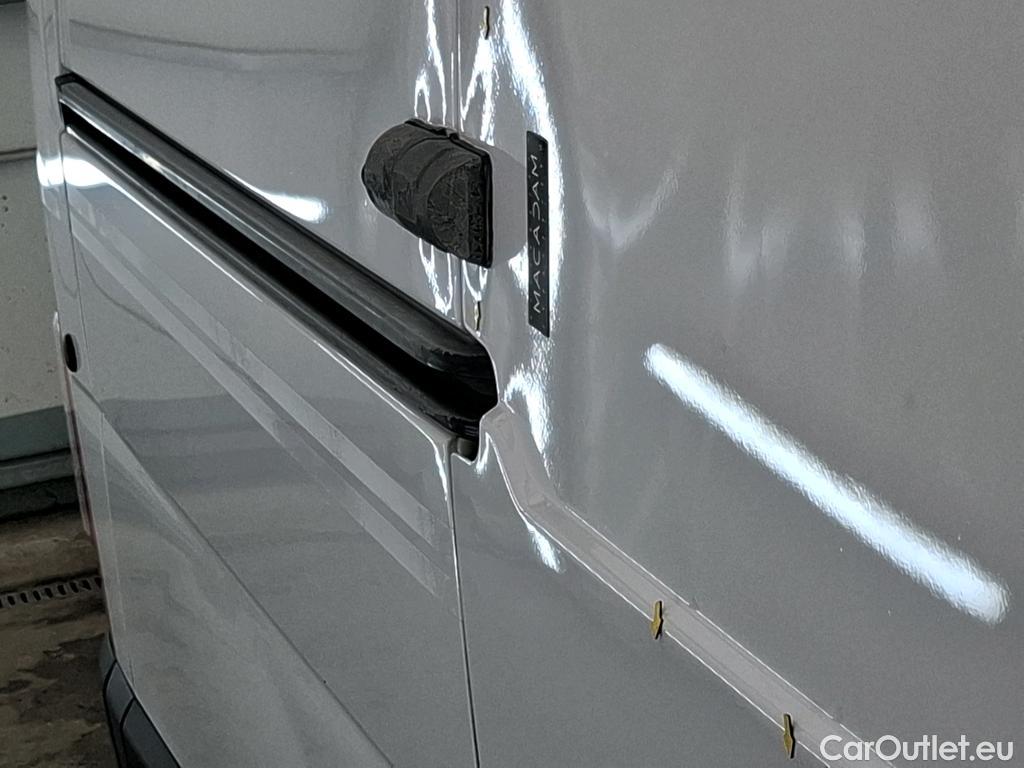  Renault  Master  III Fourgon L2H2 3 5 Grand Confort dCi #6