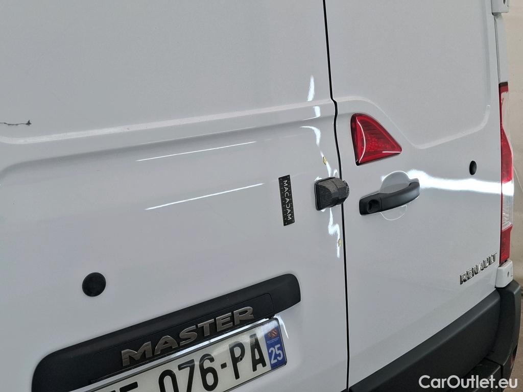  Renault  Master  III Fourgon L2H2 3 5 Grand Confort dCi #17