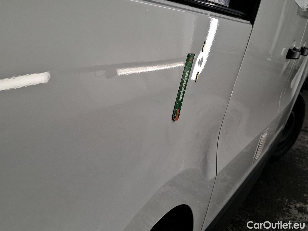  Renault  Trafic  Furgon Grand Confort L1H1 1200 1.6 dCi 125CV BVM6 E6 #29