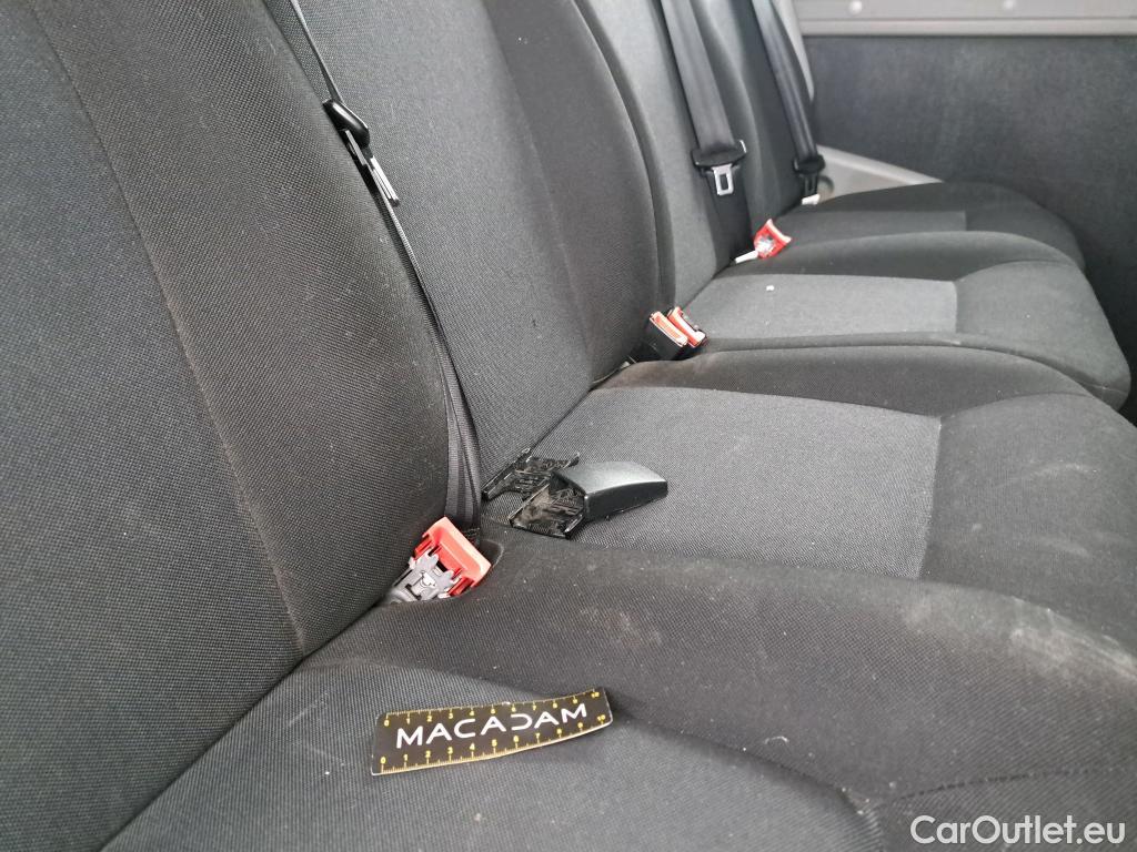  Renault  Master RENAULT  / 2019 / 4P / Fourgon tôlé CA Tr GCF F3500 L2H2 dCi 135 #53