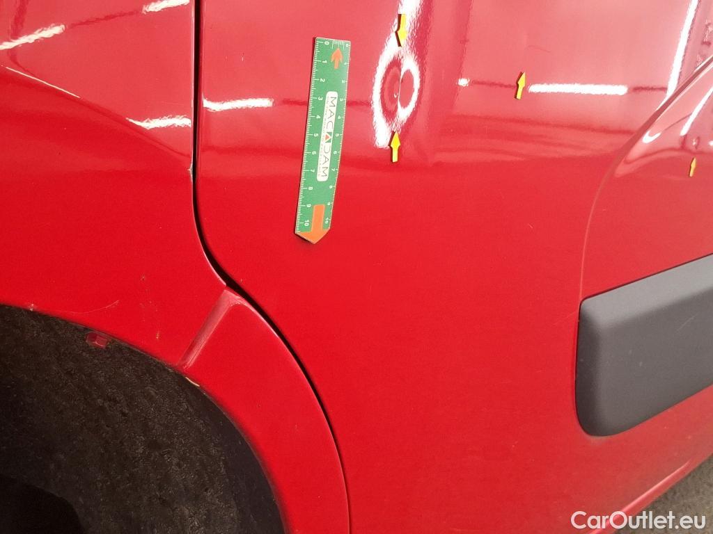  Renault  Master RENAULT  VU 4p Fourgon FG GCf Trac F3500 L2H2 dCi 130 Euro6 #63