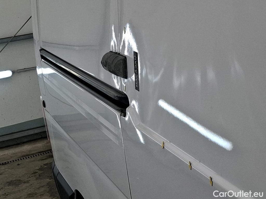  Renault  Master  III Fourgon L2H2 3 5 Grand Confort dCi #4