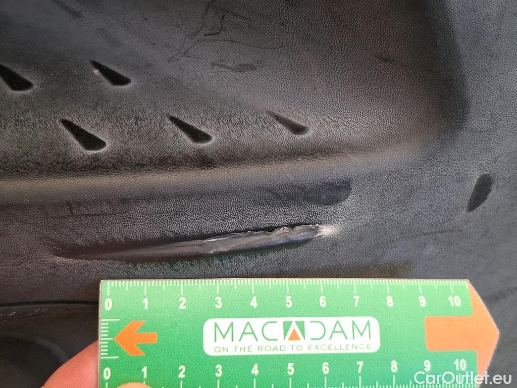  Renault  Master RENAULT  VU 4p Fourgon FG GCf Trac F3500 L2H2 dCi 130 Euro6 #91