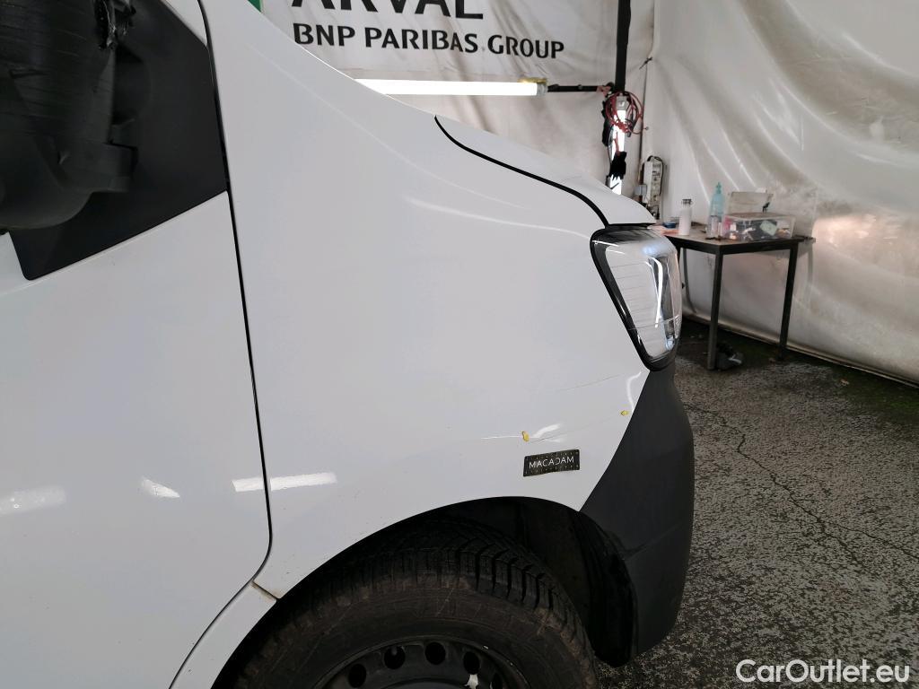  Renault  Master RENAULT  / 2019 / 4P / Fourgon tôlé CA Tr GCF F3500 L2H2 dCi 135 #29