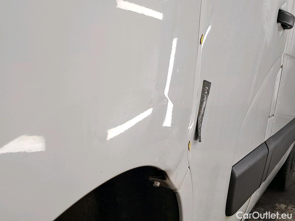  Renault  Master RENAULT  / 2019 / 4P / Fourgon tôlé CA Tr GCF F3500 L2H2 dCi 135 #24