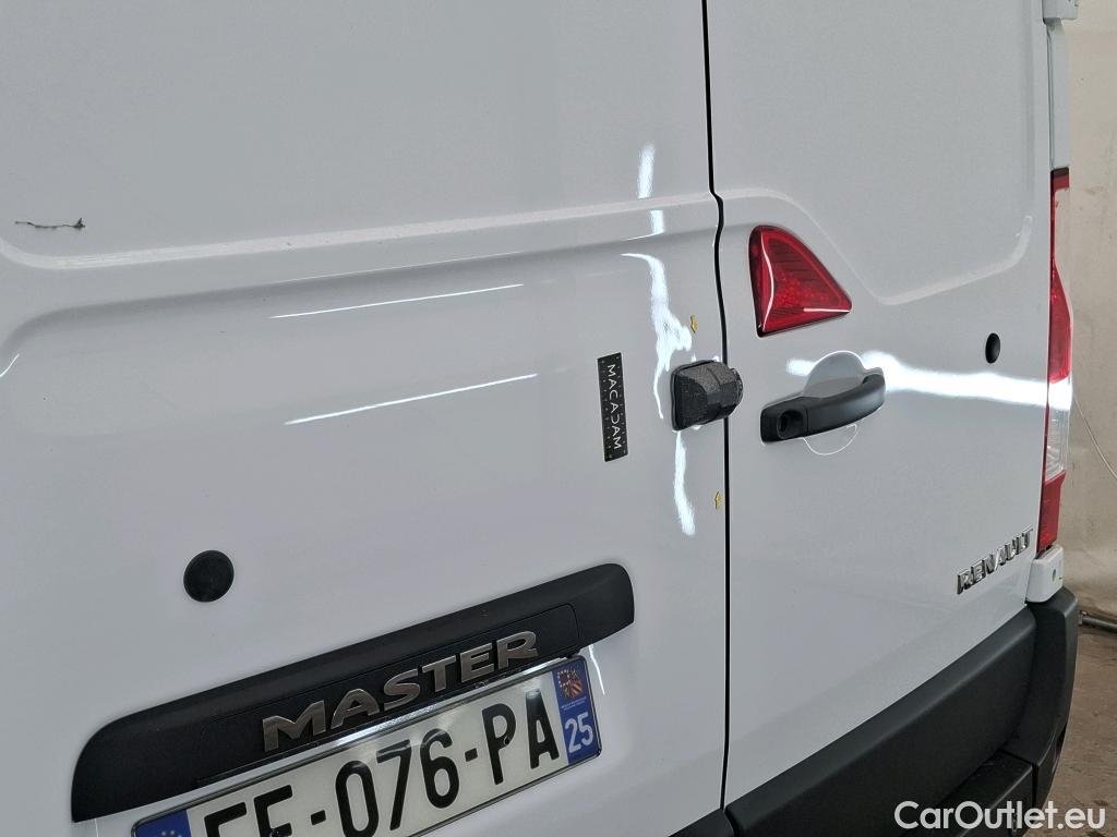  Renault  Master  III Fourgon L2H2 3 5 Grand Confort dCi #15