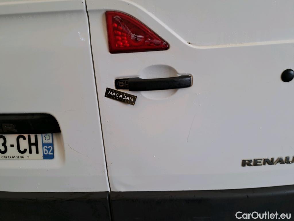  Renault  Master RENAULT  / 2019 / 4P / Fourgon tôlé CA Tr GCF F3500 L2H2 dCi 135 #38