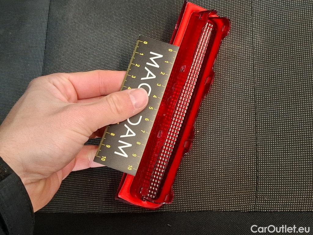  Volkswagen  Caddy VOLKSWAGEN  Maxi Van VU 4p Fourgonnette 2.0 TDI MAXI 102 DSG6 Business Line #75