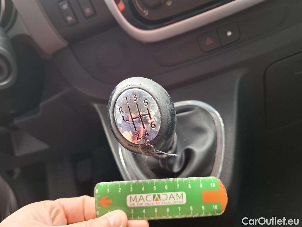  Renault  Trafic  Furgon Grand Confort L1H1 1200 1.6 dCi 125CV BVM6 E6 #37