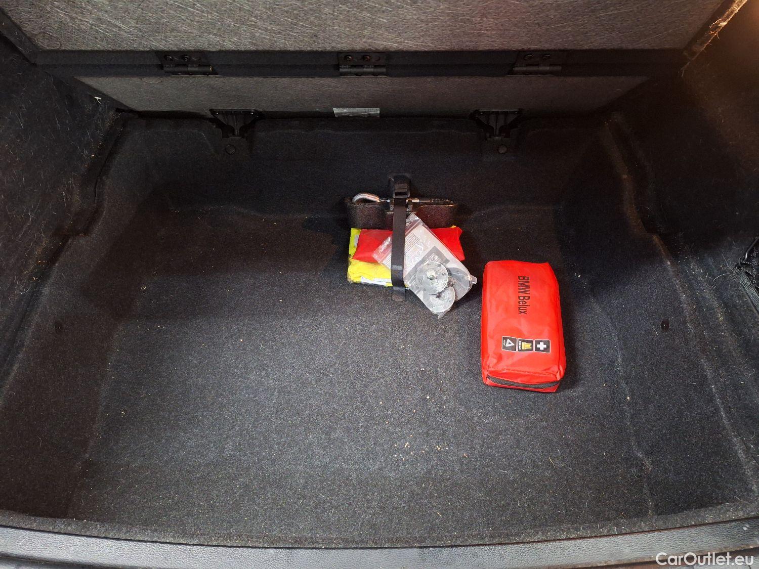  Bmw  X1 BMW,  FL'19, BMW  sDrive16dA (85 kW) 5d #1