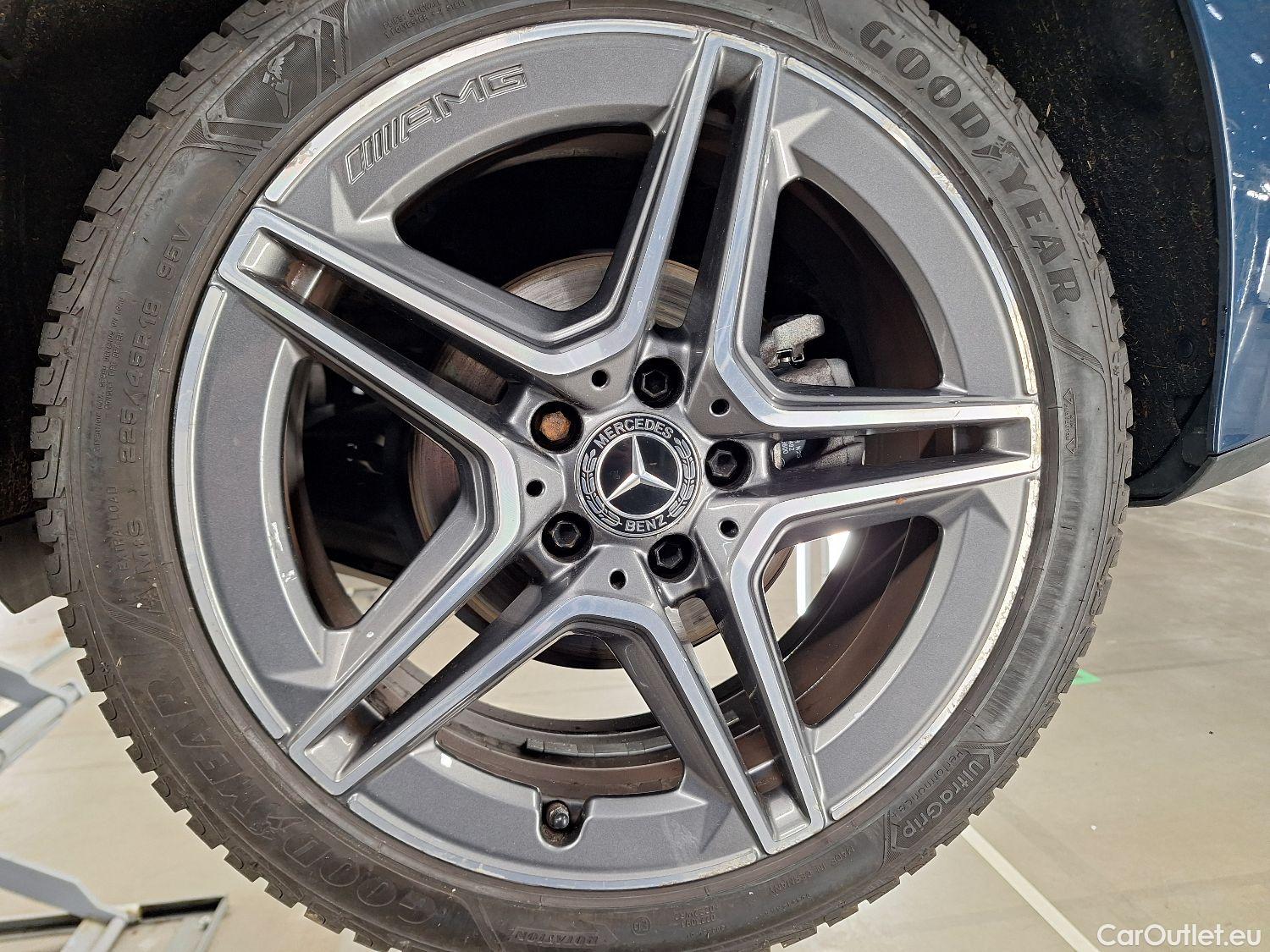  Mercedes  A-Klasse Mercedes, A-Class '18, Mercedes-Benz  A 180 d Aut. 5d #5