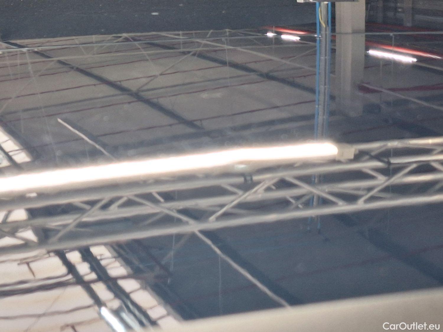  Mercedes  A-Klasse Mercedes, A-Class '18, Mercedes-Benz  A 180 d Aut. 5d #48