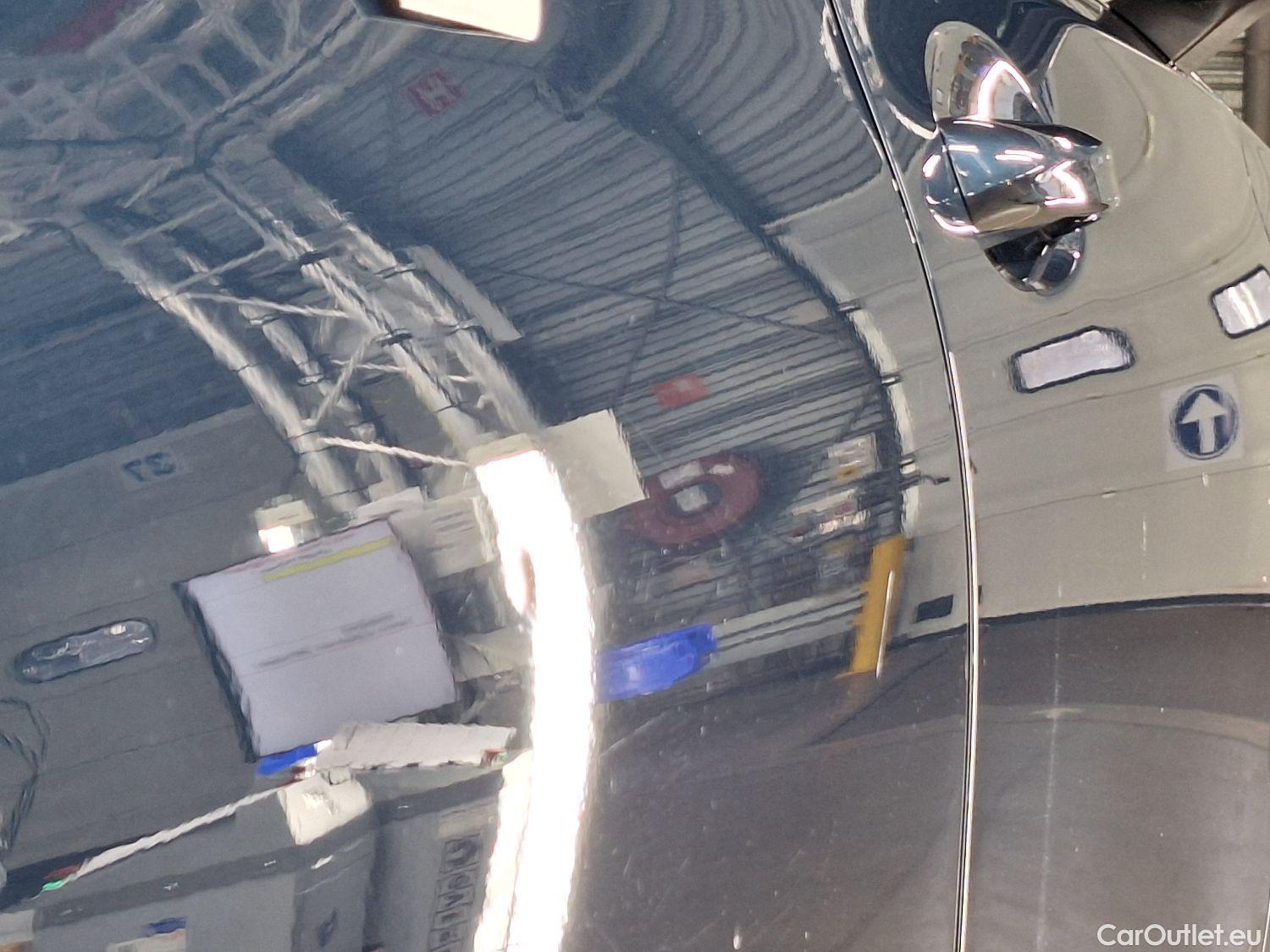  Mercedes  A-Klasse Mercedes, A-Class '18, Mercedes-Benz  A 180 d Aut. 5d #24