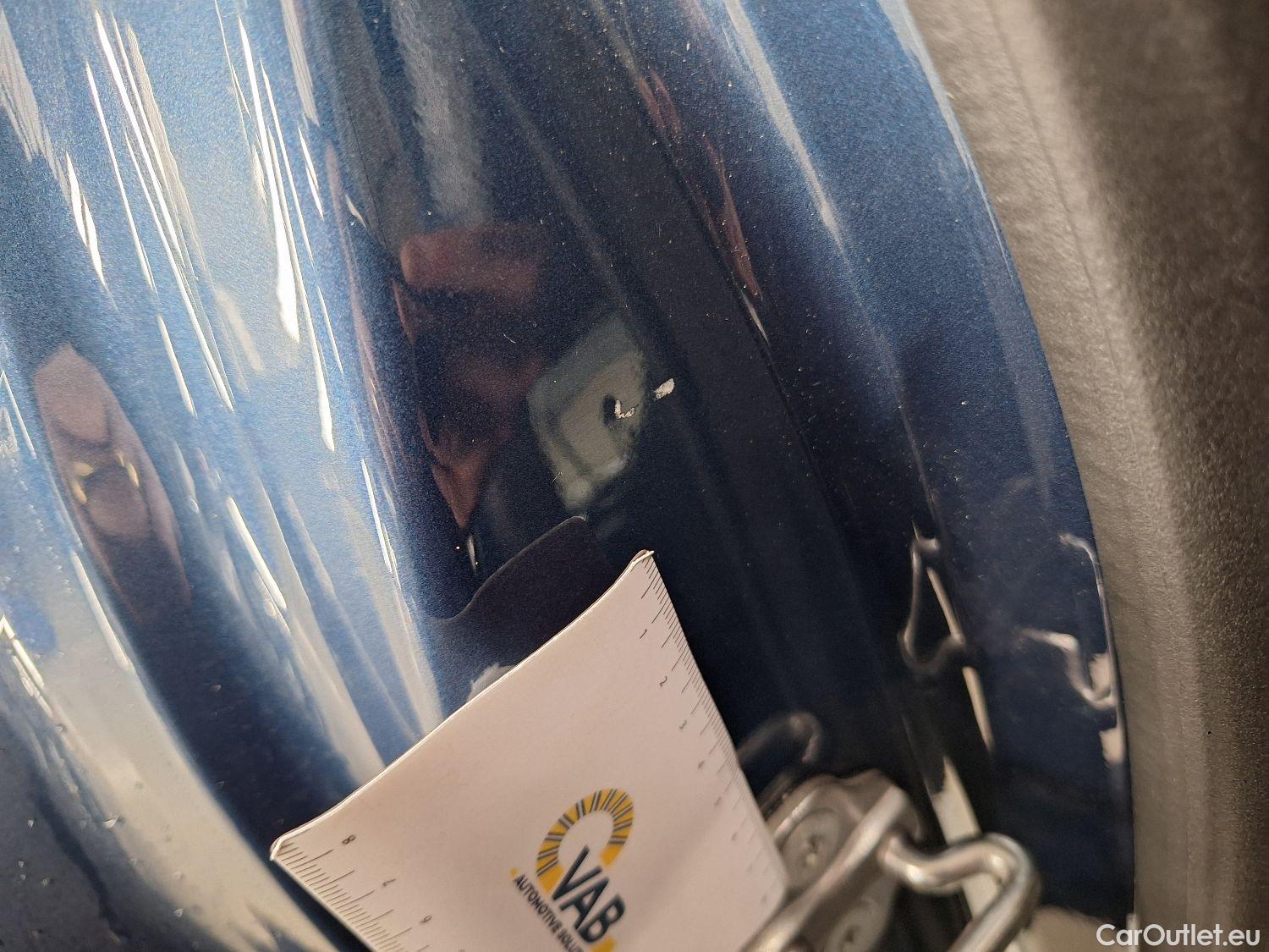  Mercedes  A-Klasse Mercedes, A-Class '18, Mercedes-Benz  A 180 d Aut. 5d #41