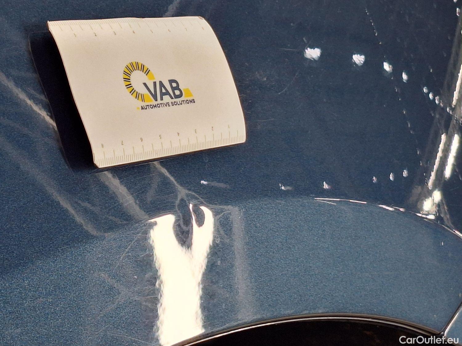  Mercedes  A-Klasse Mercedes, A-Class '18, Mercedes-Benz  A 180 d Aut. 5d #34