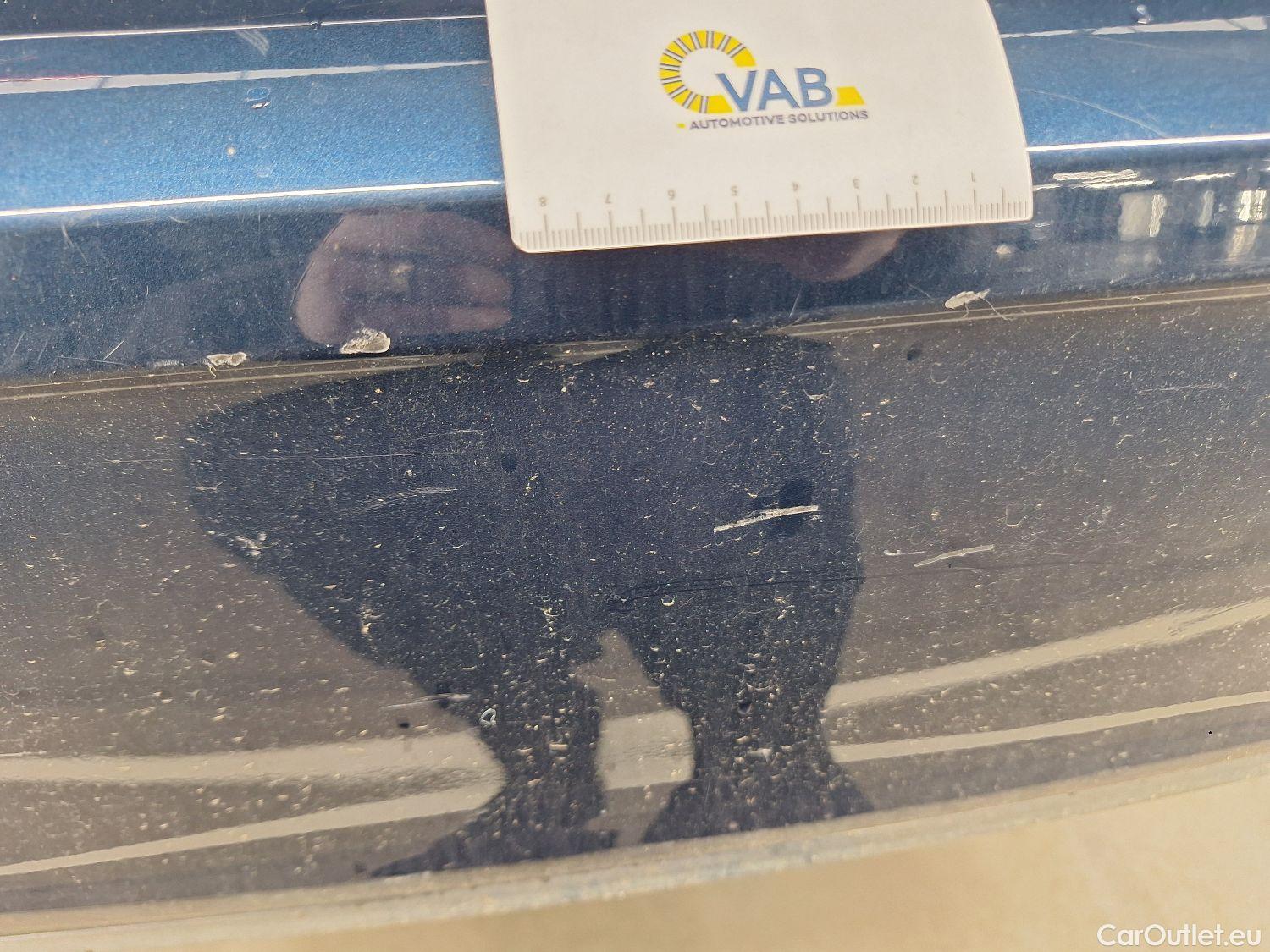  Mercedes  A-Klasse Mercedes, A-Class '18, Mercedes-Benz  A 180 d Aut. 5d #28