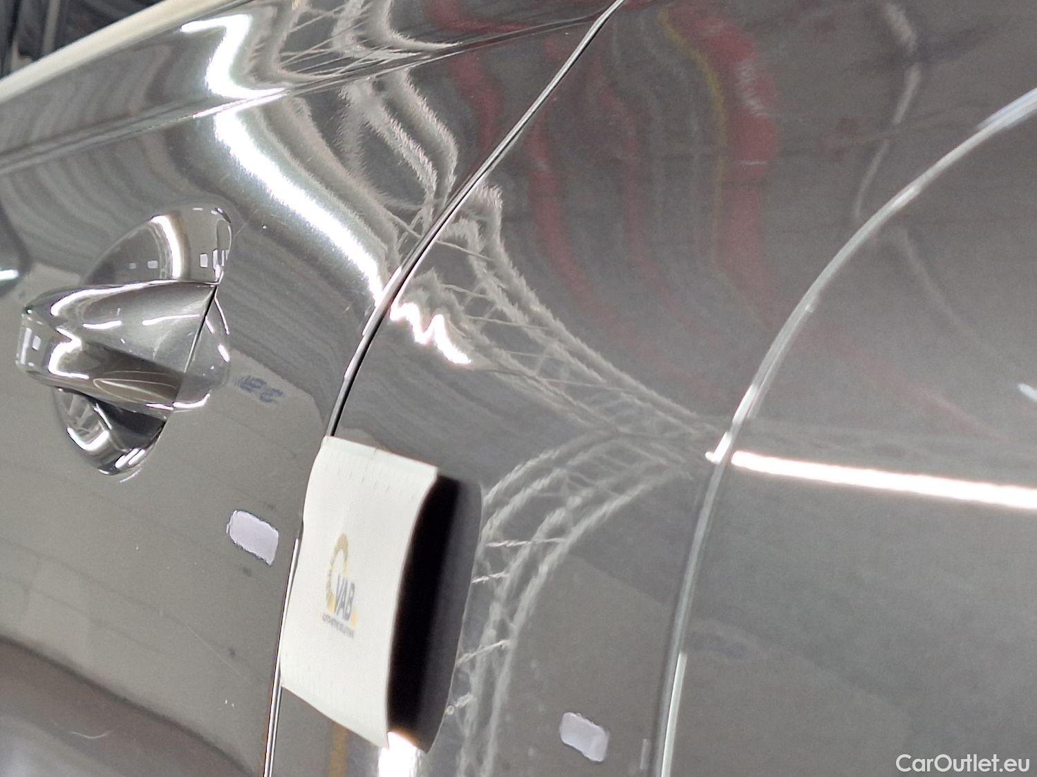  Mercedes  GLB Mercedes,  '19, Mercedes-Benz   180 d Business Solution 5d #40