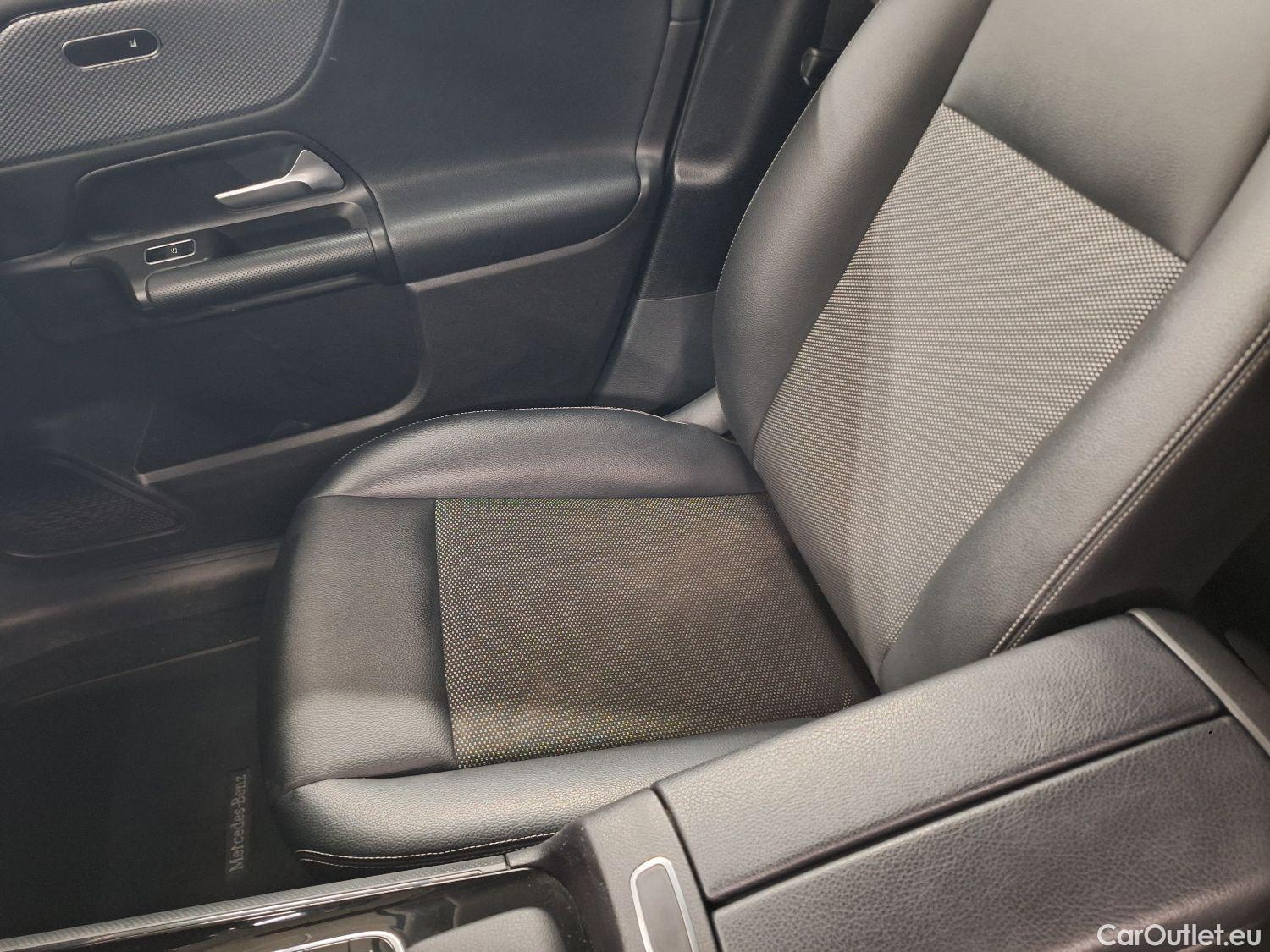  Mercedes  GLB Mercedes,  '19, Mercedes-Benz   180 d Business Solution 5d #30