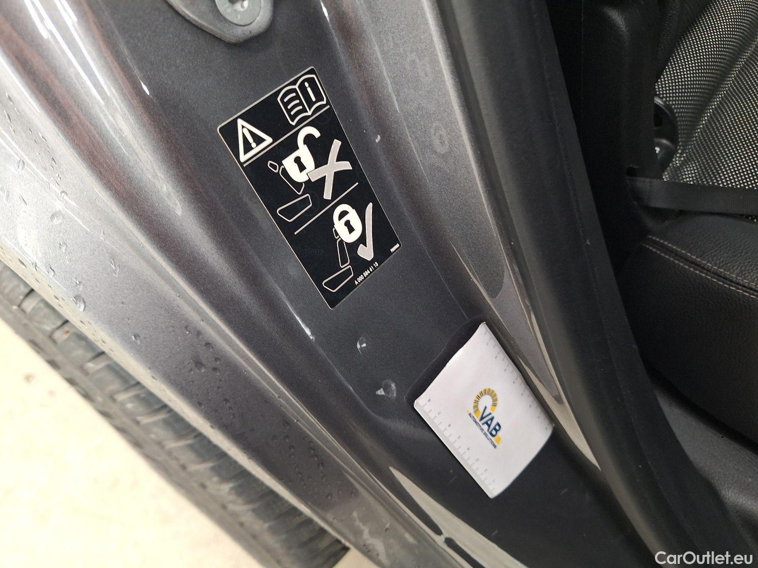  Mercedes  GLB Mercedes,  '19, Mercedes-Benz   180 d Business Solution 5d #54