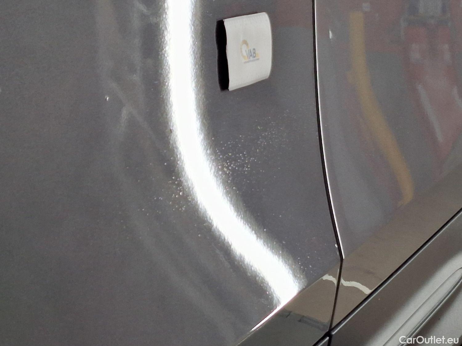  Mercedes  GLB Mercedes,  '19, Mercedes-Benz   180 d Business Solution 5d #48