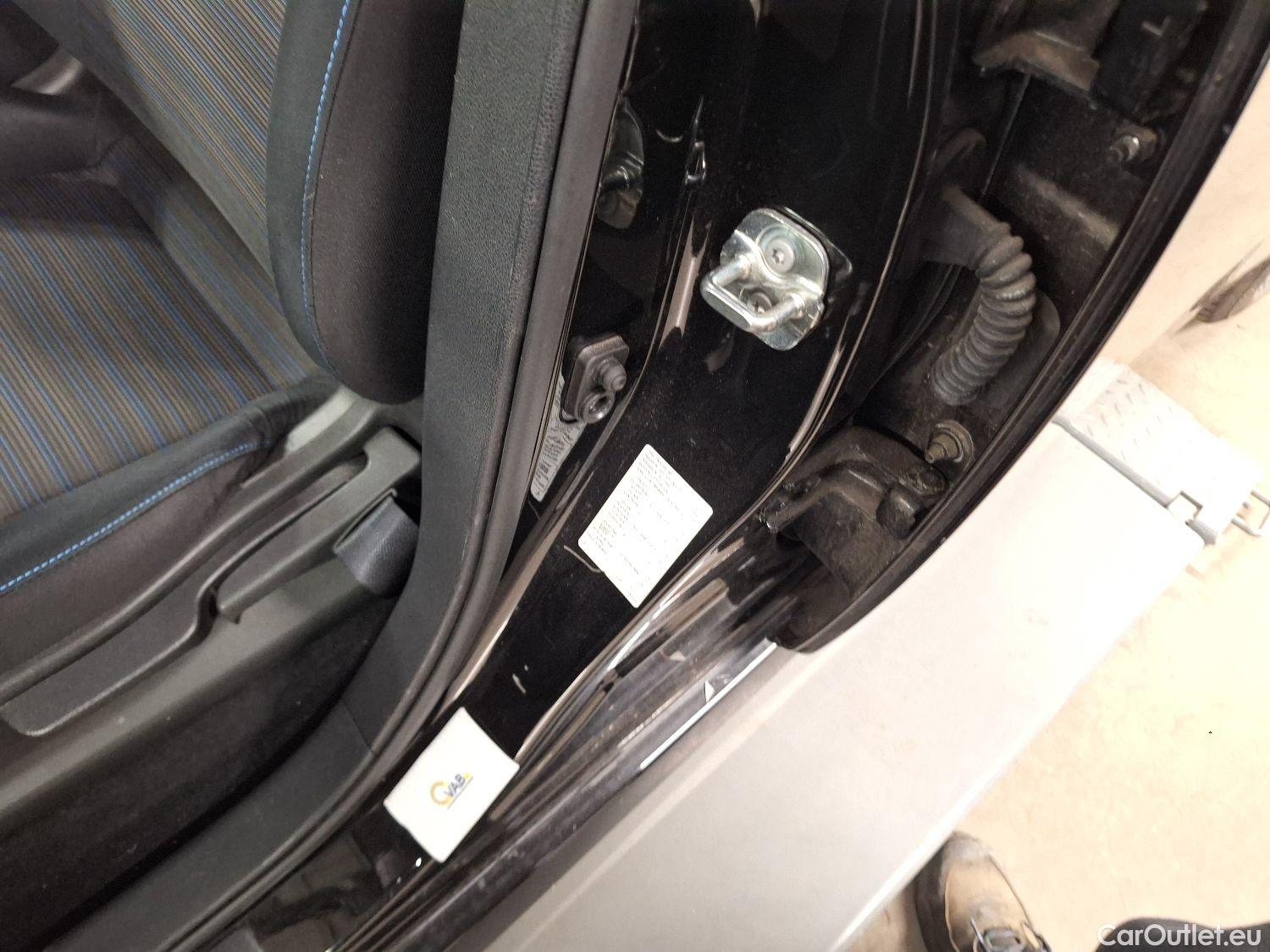  Nissan  Leaf Nissan,  '17 BEV, Nissan  Acenta 40kWh 5d #62