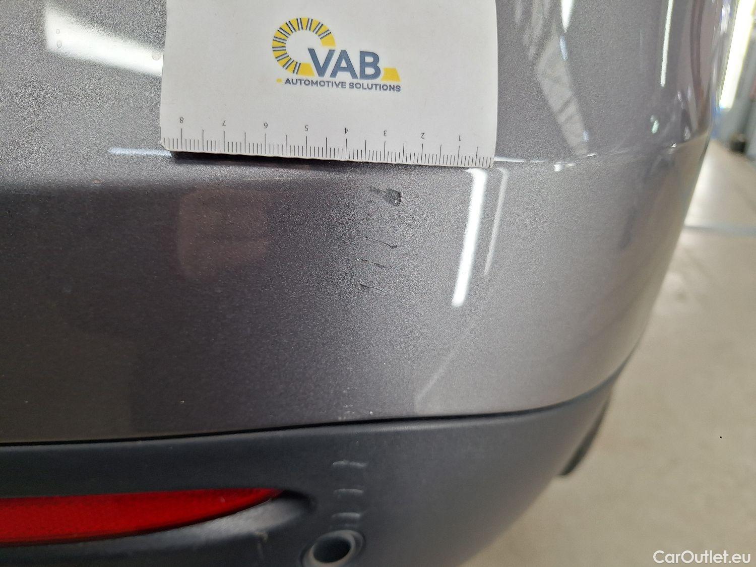  Mercedes  GLB Mercedes,  '19, Mercedes-Benz   180 d Business Solution 5d #25