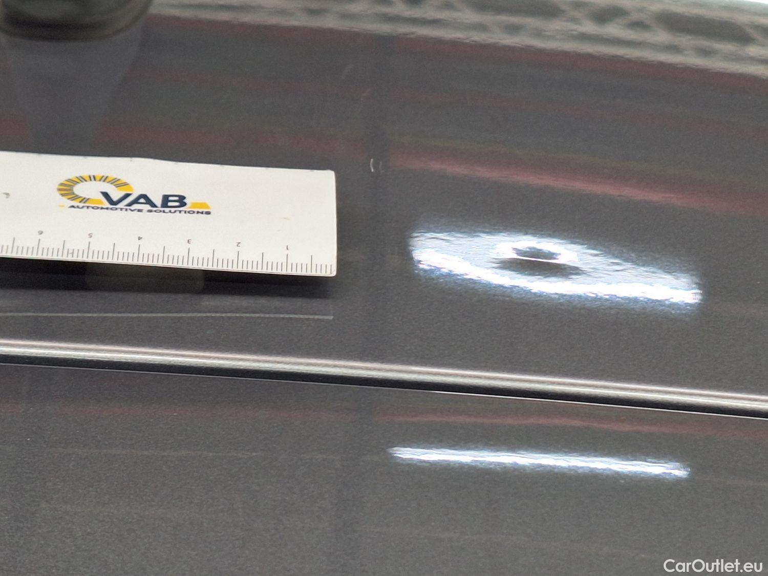  Peugeot  2008 Peugeot,  FL'16, Peugeot  1.2 Puretech 61kW S&S Active 5d #32