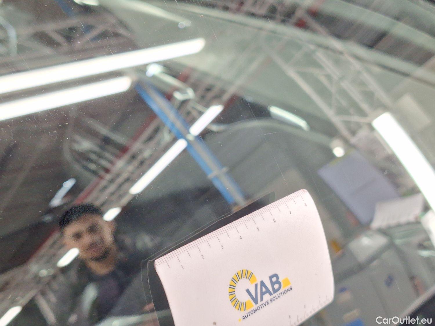  Peugeot  2008 Peugeot,  FL'16, Peugeot  1.2 Puretech 61kW S&S Active 5d #21