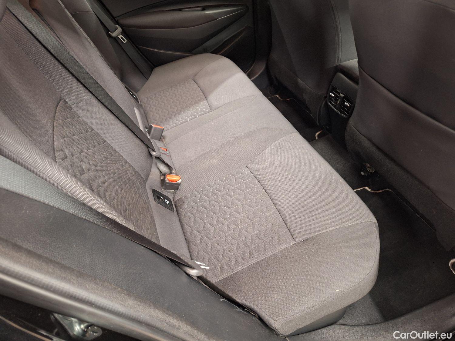  Toyota  Corolla Toyota,  TS '19, Toyota  Touring Sports 1.8 Hybrid Dynamic e #30