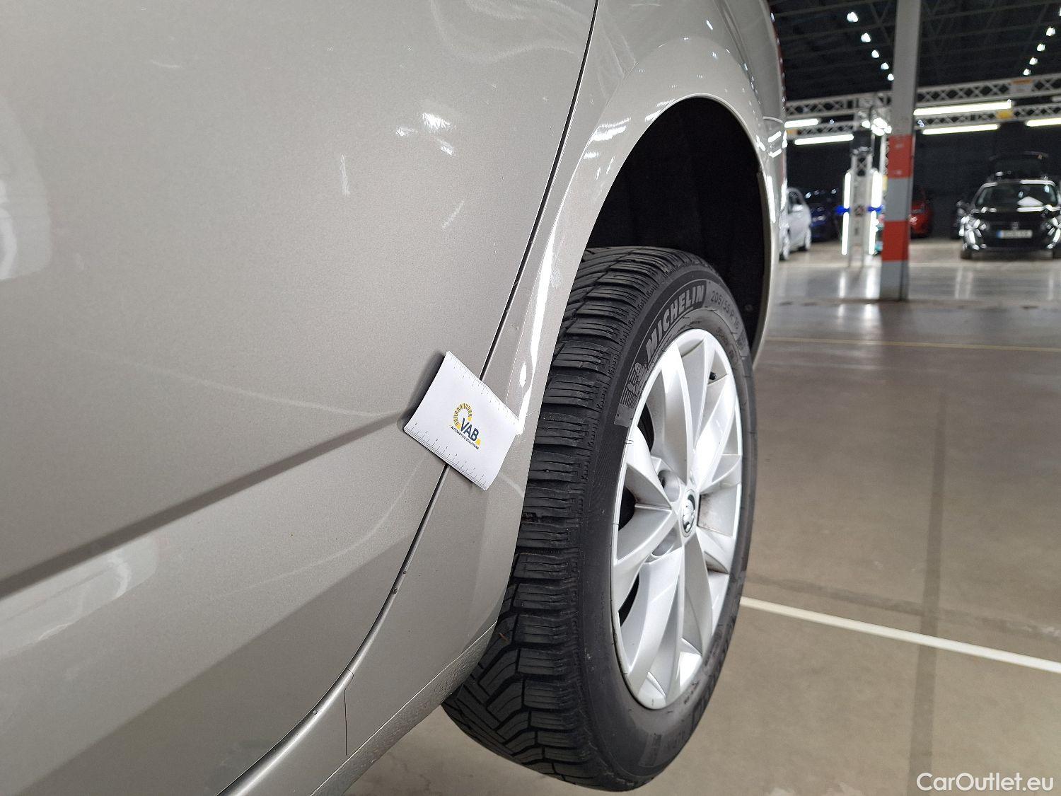  Skoda  Octavia Skoda,  Combi FL'16, Skoda  Combi 1.6 CRTDI GreenTec 85kW Ambiti #40