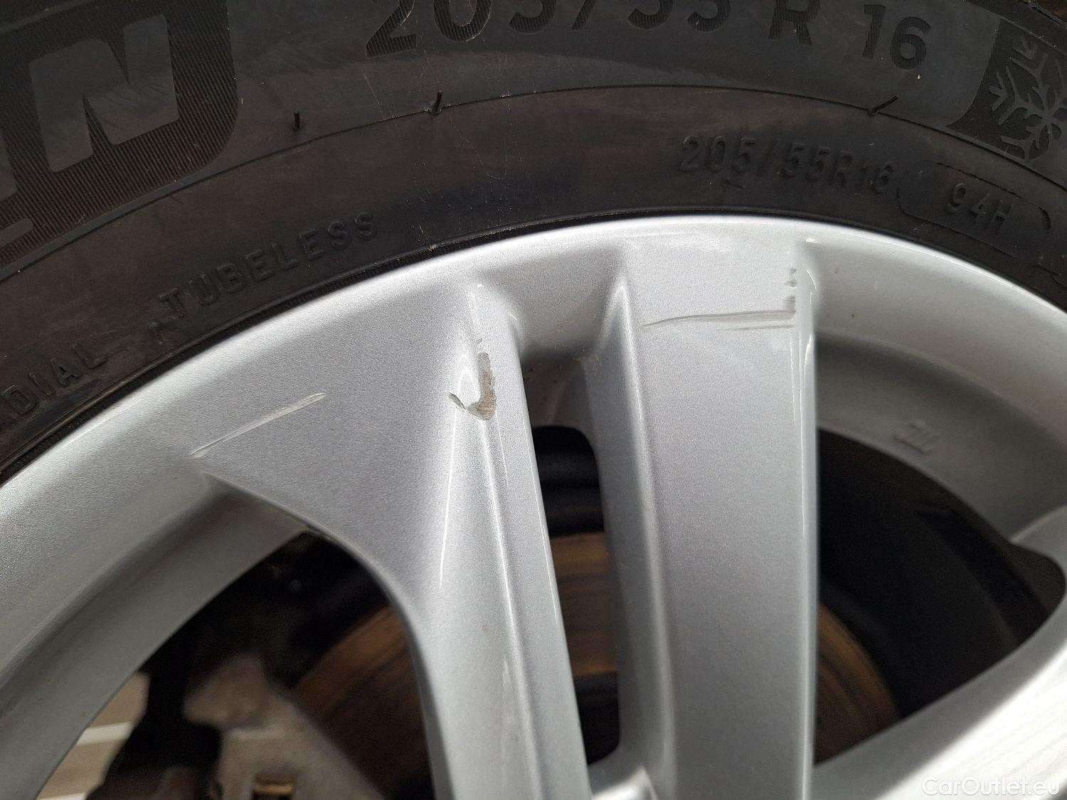  Toyota  Corolla Toyota,  TS '19, Toyota  Touring Sports 1.8 Hybrid Dynamic e #2