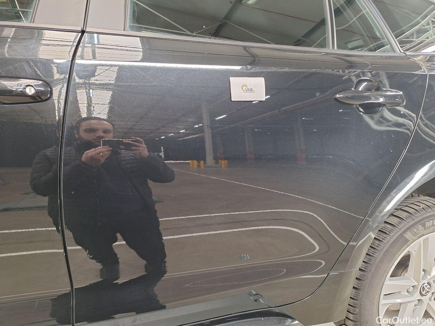  Toyota  Corolla Toyota,  TS '19, Toyota  Touring Sports 1.8 Hybrid Dynamic e #22