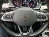 Volkswagen  Passat Volkswagen  Variant 2.0 TDI 90kW DSG Elegance Business 5d #32