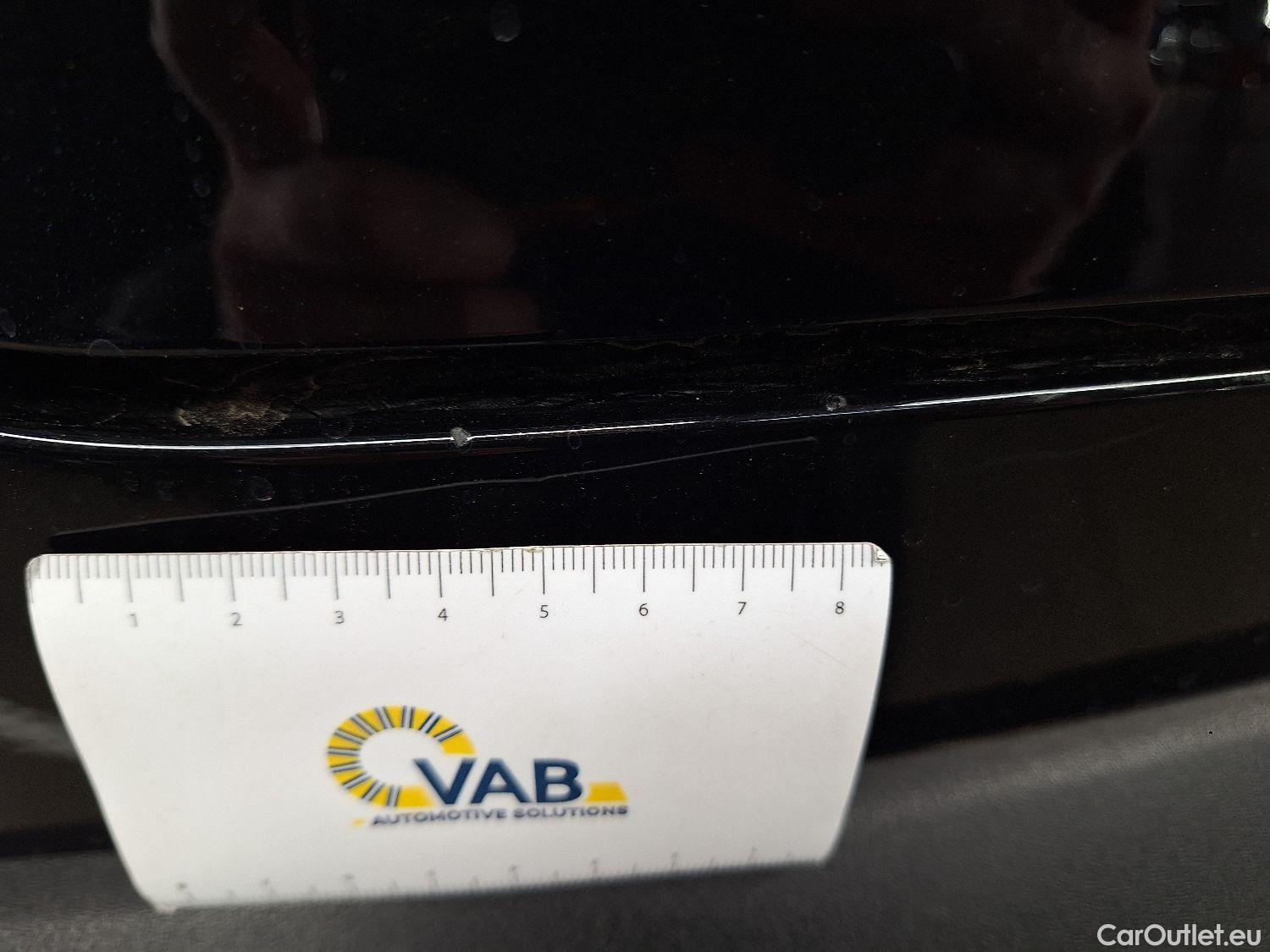  Volvo  XC 40 Volvo, XC40 '17 PHEV, Volvo XC40 T4 Recharge Geartronic R-Design 5d #17