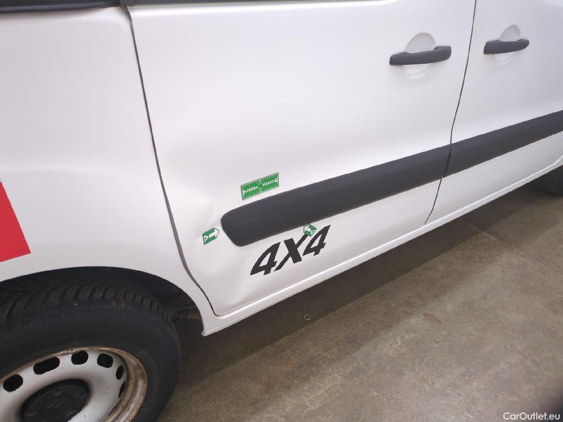  Citroen  Berlingo  Fourgon Club L1 (Court) 1.6 BlueHDi 100CV BVM5 E6 #15