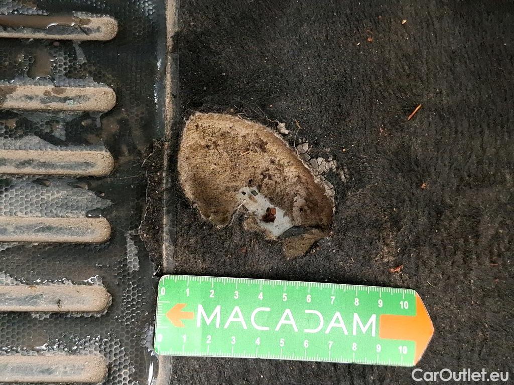  Citroen  C3  Société Feel 1.2 PureTech 80CV BVM5 E6d #2