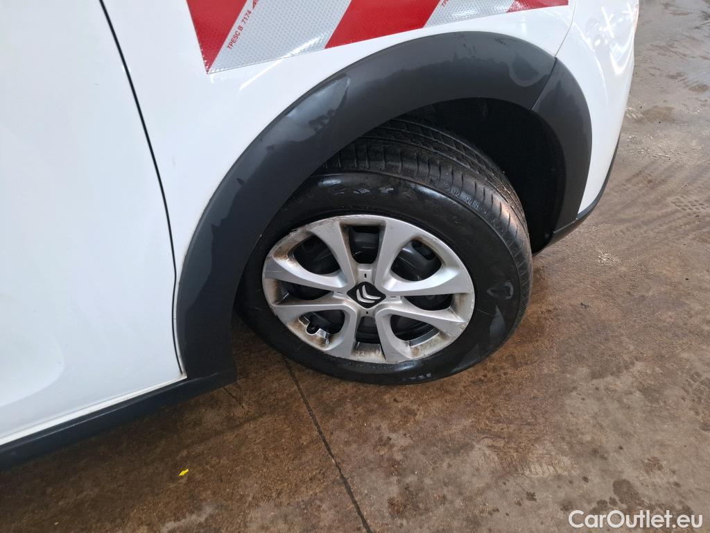  Citroen  C3  Société Feel 1.5 BlueHDI 100CV BVM5 E6dT #19