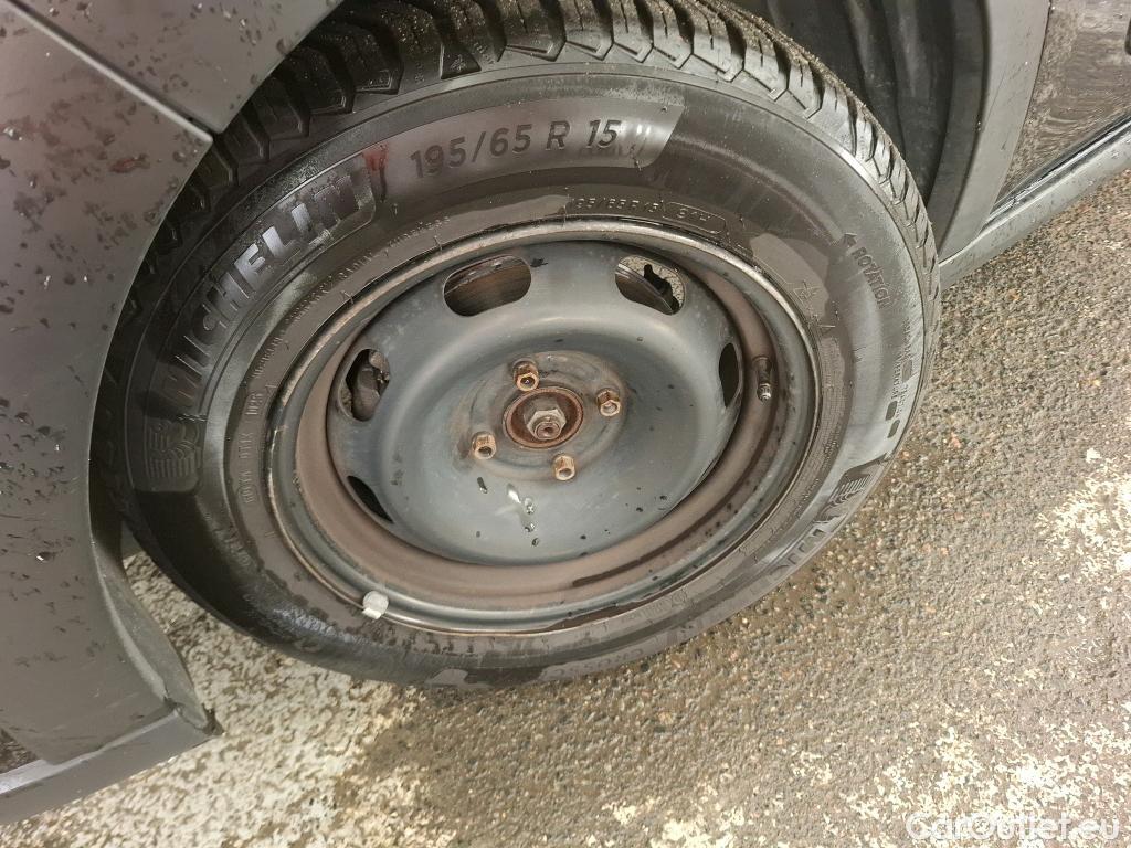  Citroen  C3  Société Feel Nav 1.2 PureTech 80CV BVM5 E6 #6