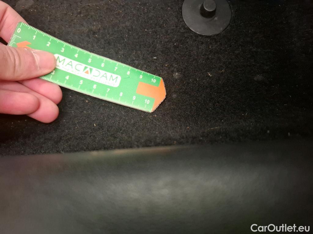  Citroen  C3  Société Feel Nav 1.2 PureTech 80CV BVM5 E6 #13