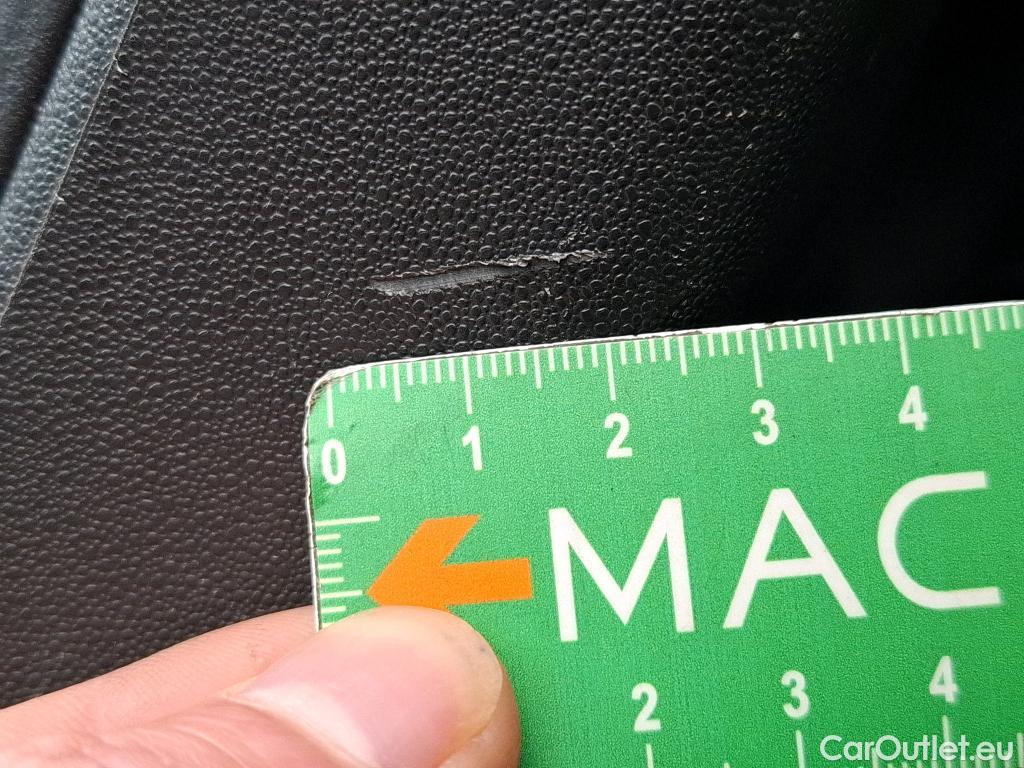  Citroen  C3  Société Feel 1.2 PureTech 80CV BVM5 E6d #8