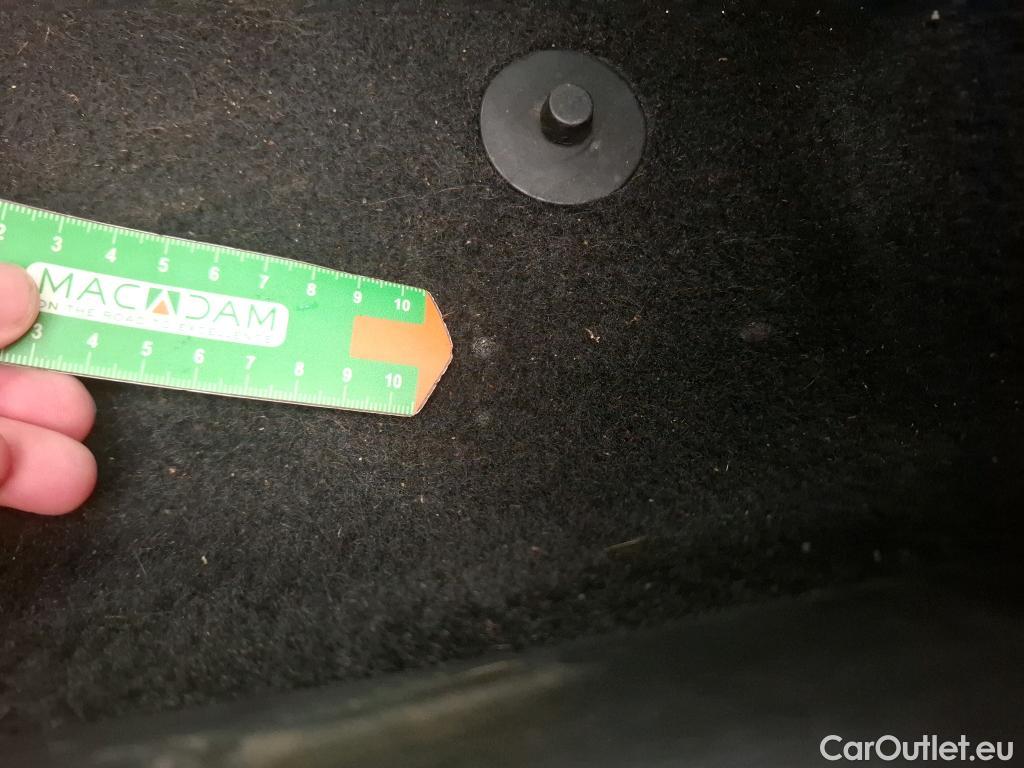  Citroen  C3  Société Feel Nav 1.2 PureTech 80CV BVM5 E6 #12