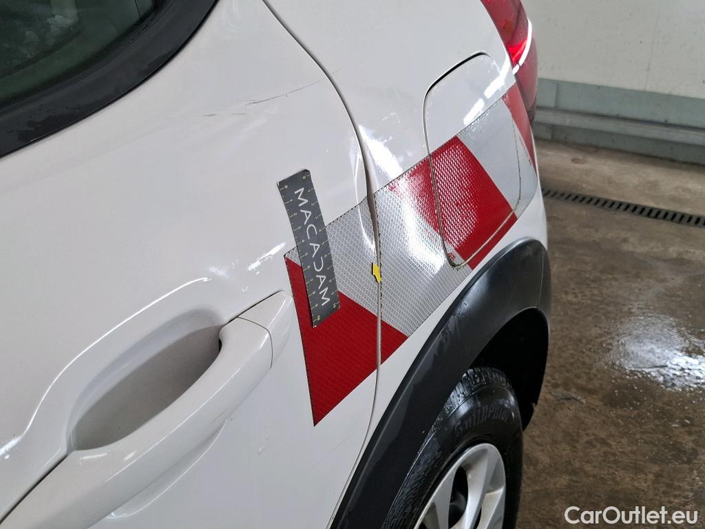  Citroen  C3  Société Feel 1.5 BlueHDI 100CV BVM5 E6dT #6