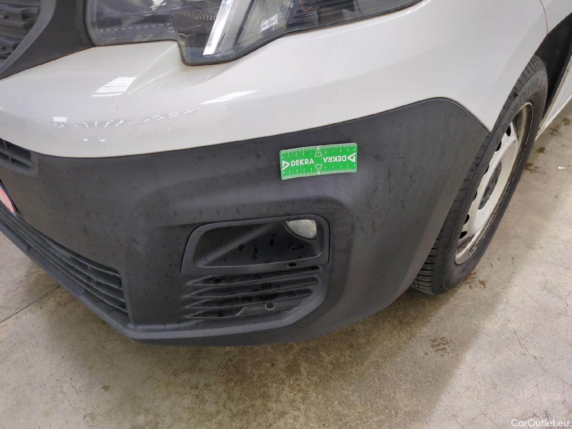  Peugeot  Partner PEUGEOT  VU 4p Fourgonnette BLUEHDI 100 S&S 950KG LONG ASPHALT #16