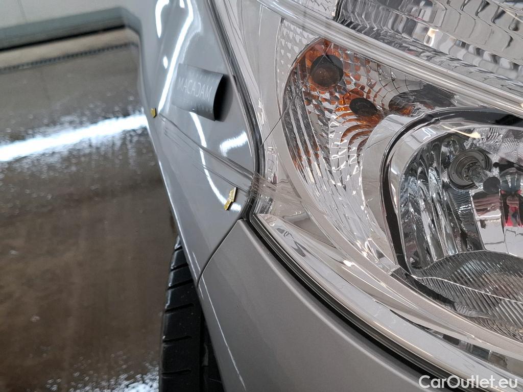  Peugeot  208  Affaire Premium 1.6 HDi 100CV BVM5 E6 #10