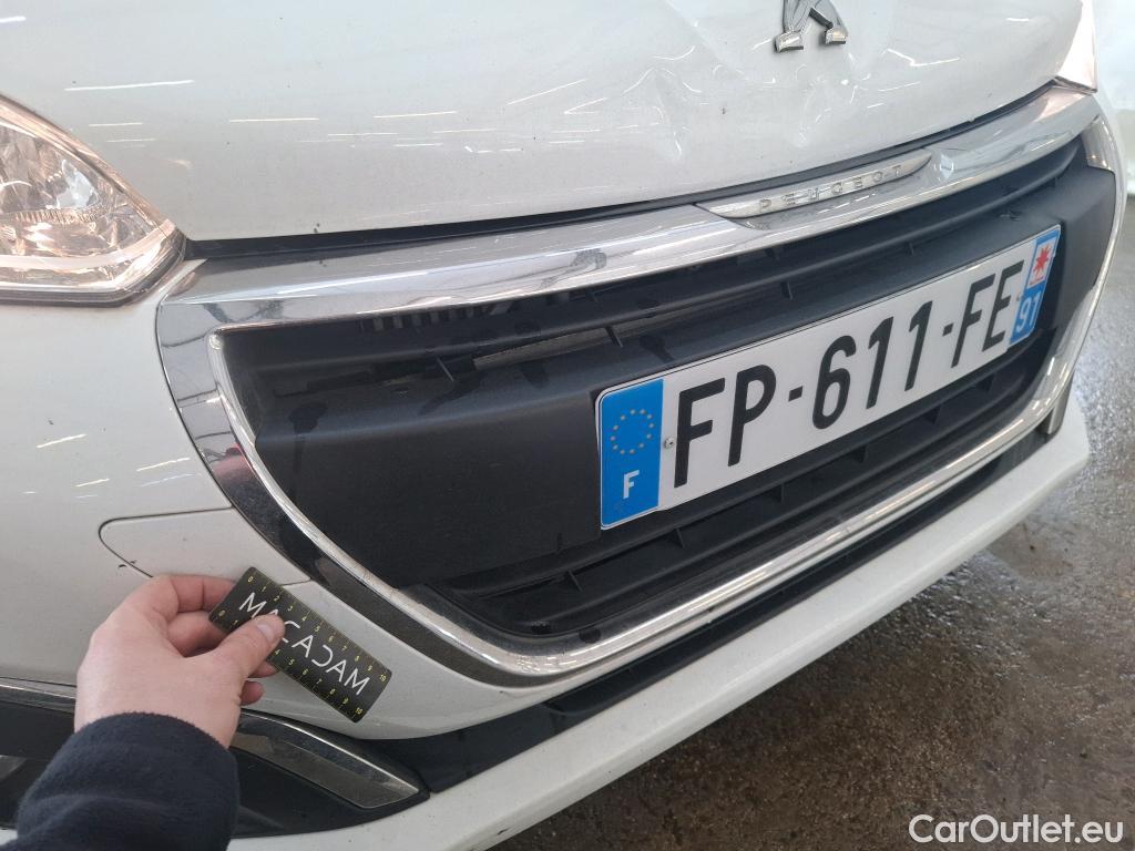  Peugeot  208  Affaire Premium Pack 1.5 HDi 100CV BVM5 E6dT #11