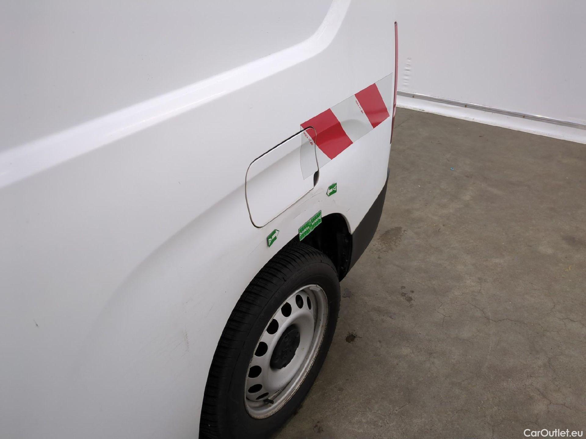  Peugeot  Partner PEUGEOT  VU 4p Fourgonnette BLUEHDI 100 S&S 950KG LONG ASPHALT #24