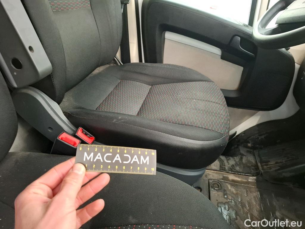  Peugeot  Boxer PEUGEOT  VU 4p VNA 2.0 BLUEHDI 130 PREMIUM 335 L2H2 fourgon tôlé #49