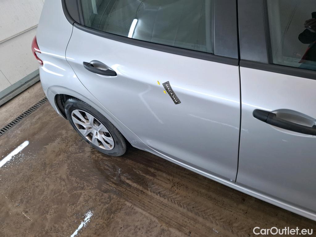  Peugeot  208  Affaire Premium 1.6 HDi 100CV BVM5 E6 #39