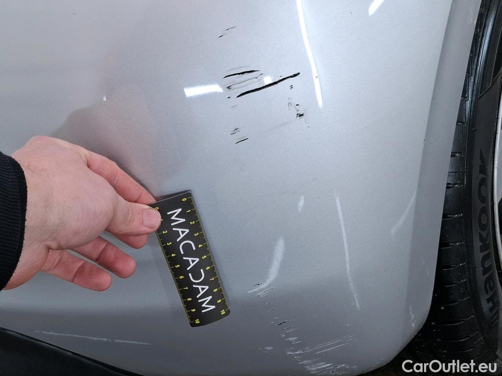  Peugeot  208  Affaire Premium 1.6 HDi 100CV BVM5 E6 #30