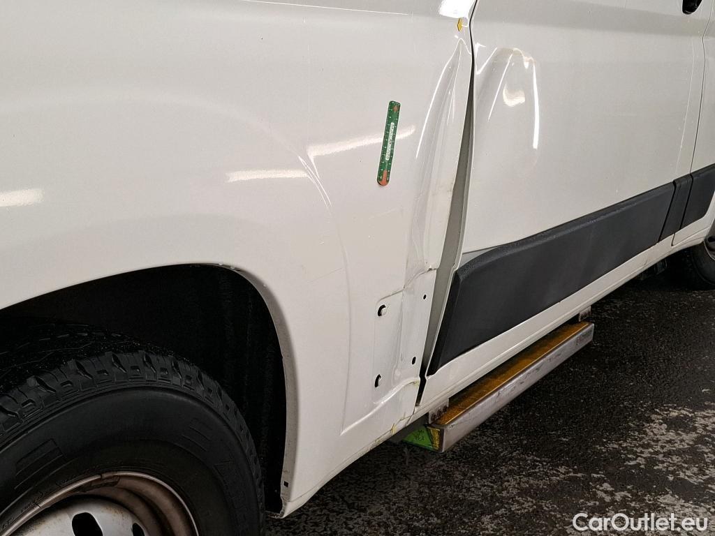  Peugeot  Boxer  4p Combi BLUEHDI 110 S&S 333 L2H2 ACCESS / AMENAGEMENT TPMR #2
